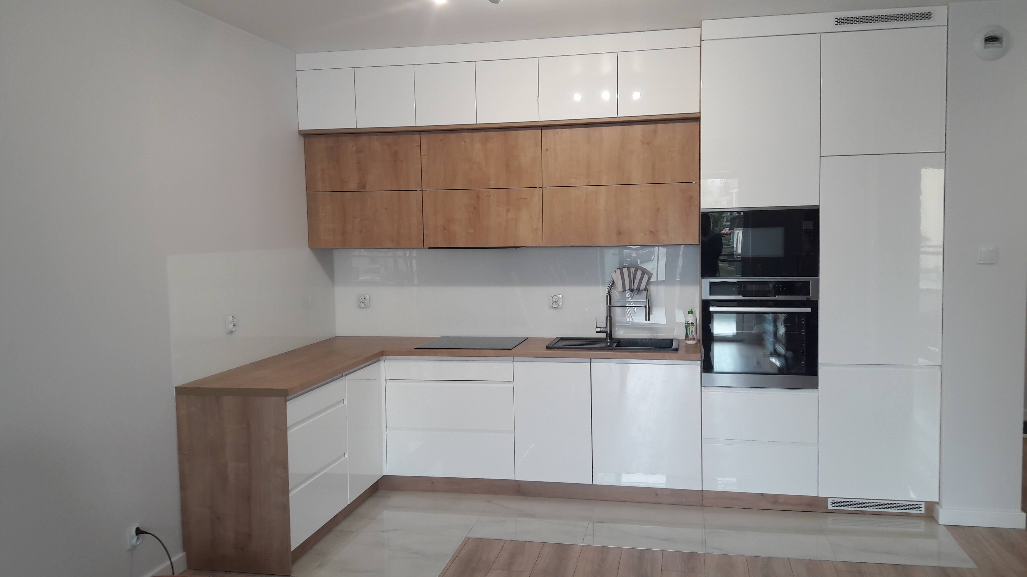 Kuchnia na wymiar realizacja K-13